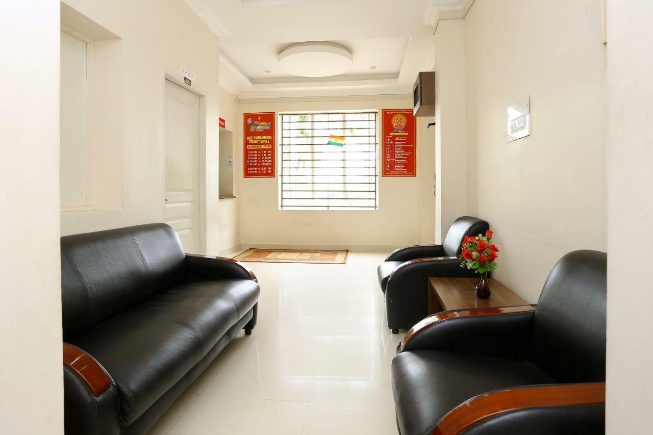 Oyo 9118 Saravana Inn Thiruvananthapuram Exterior foto