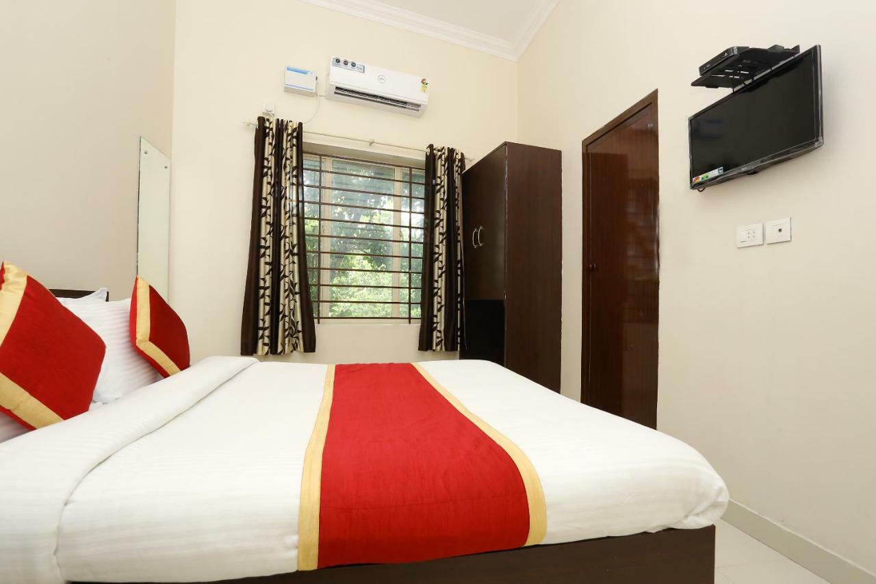 Oyo 9118 Saravana Inn Thiruvananthapuram Exterior foto