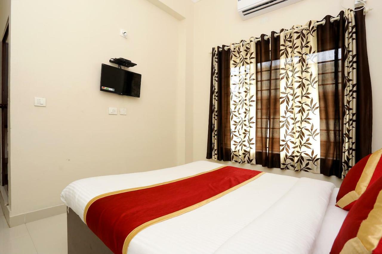 Oyo 9118 Saravana Inn Thiruvananthapuram Exterior foto